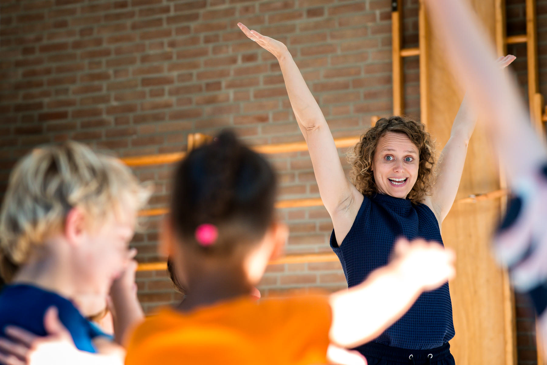 PCBO school 't Anker start met door NEOS georganiseerde theaterlessen tijdens de gouden weken.